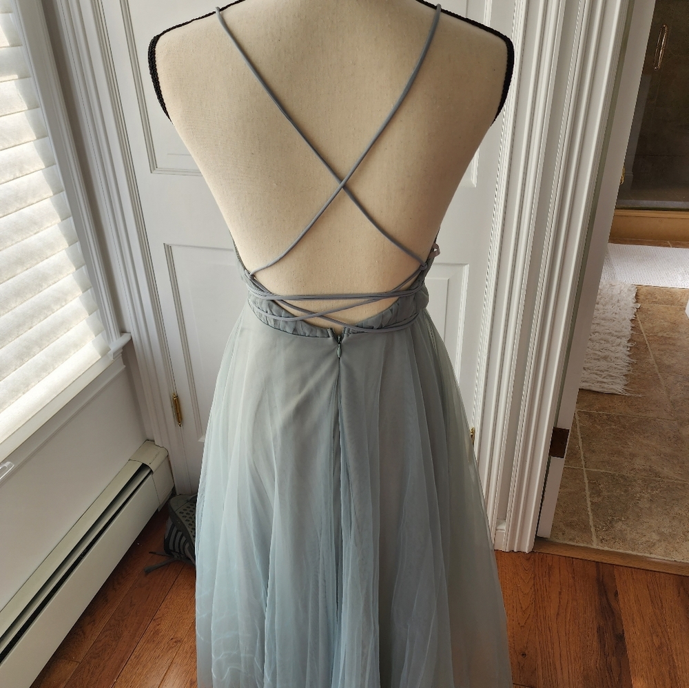 Dress - Picture 2 of 3